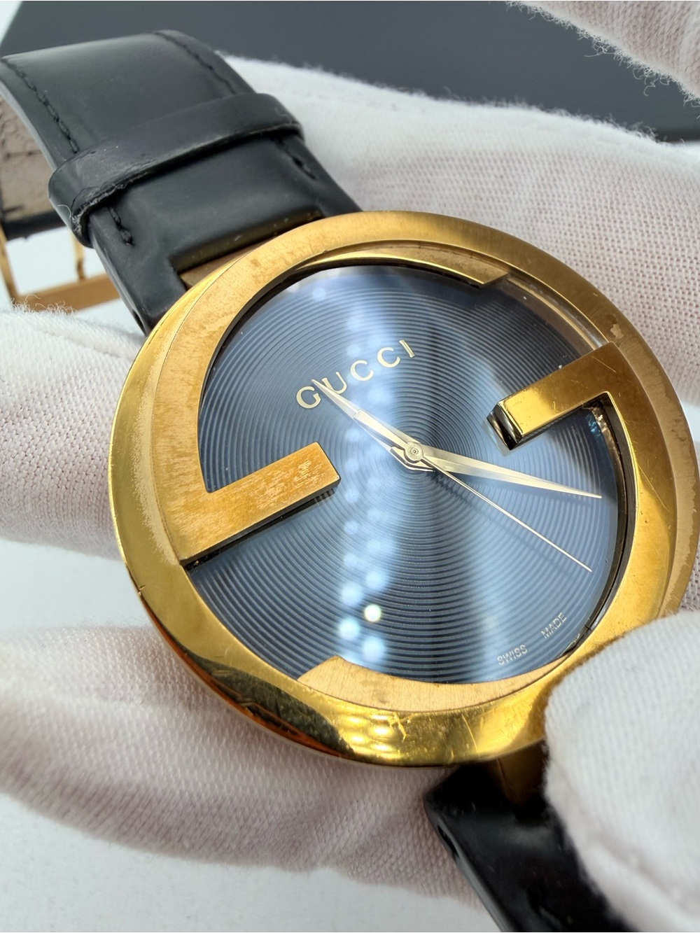 Gucci Interlocking G Watch - Picture 5 of 14